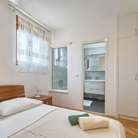 In Pula With Swimming Pool *