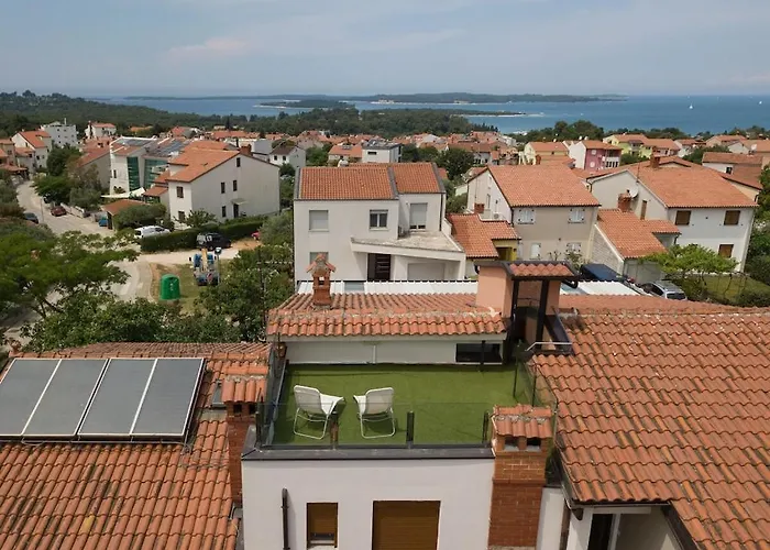 Semesterbostad In Pula With Swimming Pool